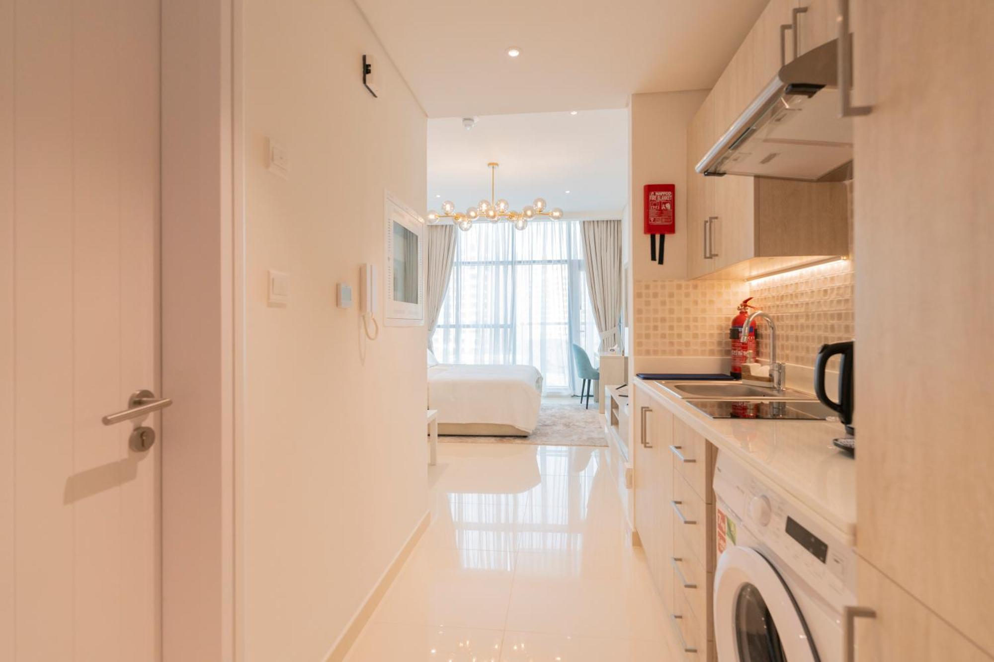 Luxury Studio, Seven Palm Residence-Palm Jumeirah Dubai Exteriör bild